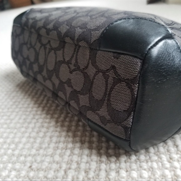 Coach bag with removable shoulder strap - Picture 9 of 13